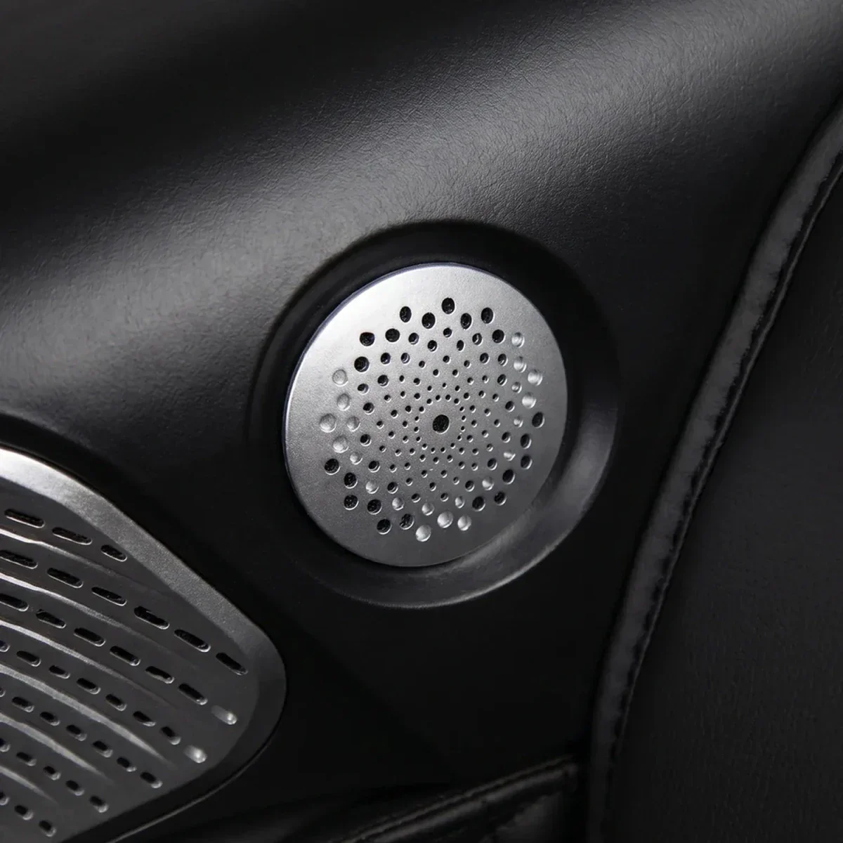 Osaki Platinum - Vanguard Duo 4D - Image 8